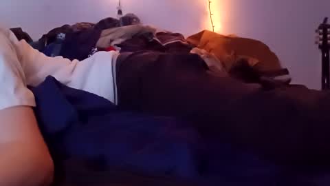 Noah Wesley online show from December 11, 9:23 pm