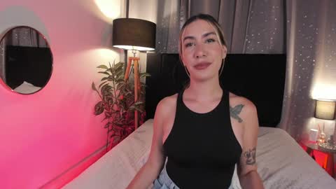 Snapshot of noahandlauren chatting on December 7, 12:30 am . . online show from December 7, 12:30 am