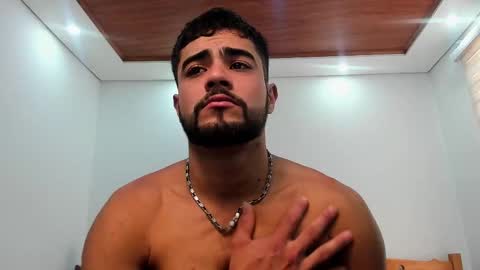 LIAM- noah online show from October 21, 1:23 pm