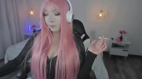 Noah  online show from December 16, 5:56 am