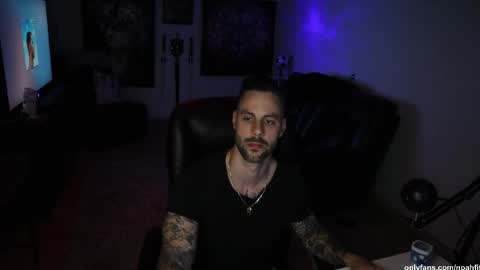 Snapshot of noahfitt chatting on May 12, 3:47 am Noah Fitt online show from May 12, 3:47 am