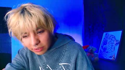 Snapshot of noahh_444 chatting on April 4, 6:55 am Noah online show from April 4, 6:55 am