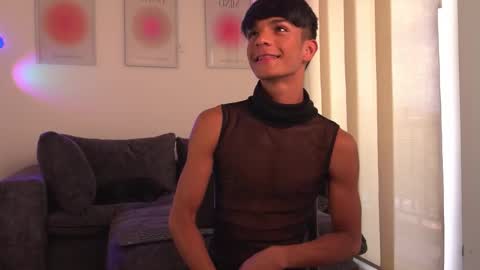 Noah     online show from March 15, 5:08 pm