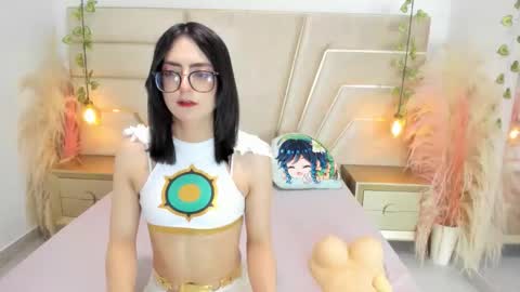 noahpuff online show from September 21, 6:48 am