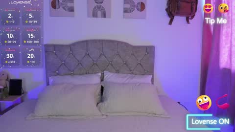 NoahVence online show from April 8, 6:41 pm