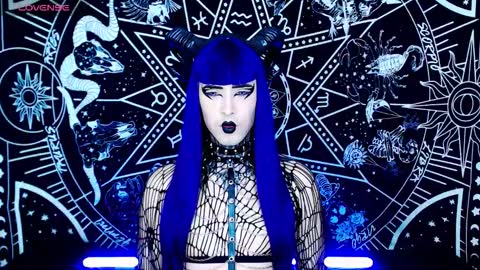 caroline online show from October 16, 2:45 am