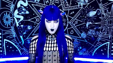 caroline online show from December 21, 1:13 am