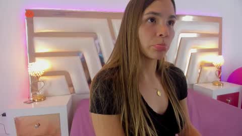 noawallace online show from November 5, 10:43 pm