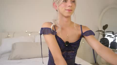 Samantha online show from April 13, 8:58 pm