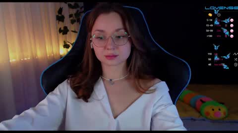 Snapshot of nochnoye_soltse chatting on January 4, 8:37 pm Sun or Luna online show from January 4, 8:37 pm