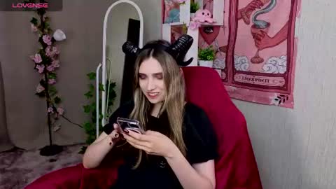 Alice online show from June 26, 7:57 am