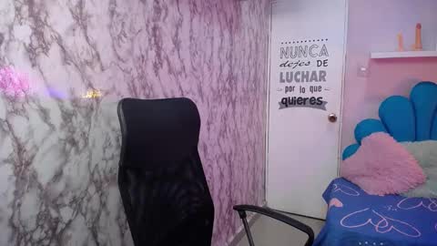 noelia_milfs online show from October 10, 7:13 pm