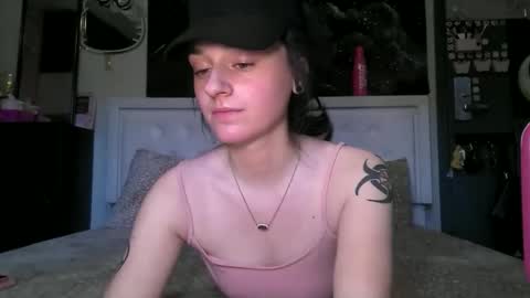 Noelle online show from March 23, 5:06 pm