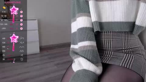 noelleneptune online show from September 20, 10:38 am