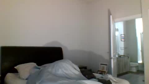 noelng3 online show from November 26, 8:59 am