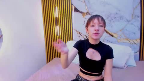 Snapshot of noha_ns chatting on February 3, 2:53 am Noha online show from February 3, 2:53 am