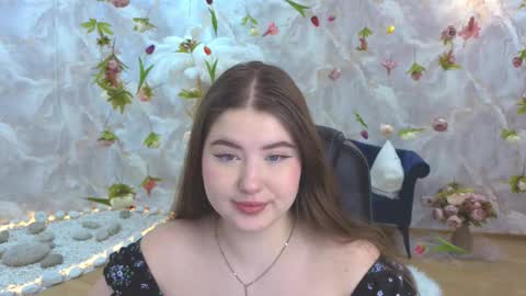 noirwhisper online show from March 19, 8:35 pm