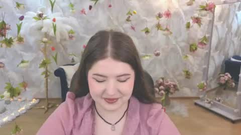 noirwhisper online show from June 18, 6:34 pm