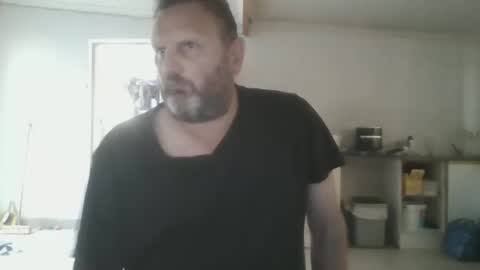 Snapshot of nollie244 chatting on February 8, 5:44 am Nollie online show from February 8, 5:44 am