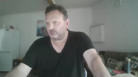 Snapshot of nollie244 chatting on February 22, 6:02 am Nollie online show from February 22, 6:02 am