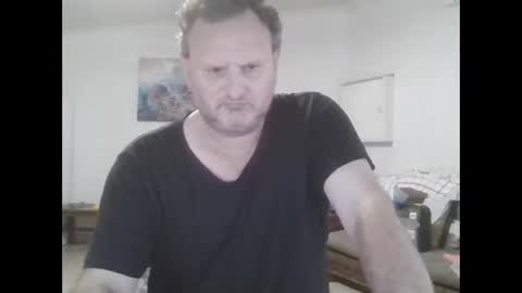 Snapshot of nollie244 chatting on March 21, 5:45 am Nollie online show from March 21, 5:45 am