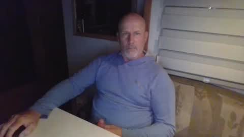 nomadfreedom online show from December 10, 11:32 am