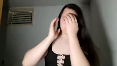 Snapshot of nonbinarybeauty20 chatting on January 31, 8:18 pm nonbinarybeauty20 online show from January 31, 8:18 pm