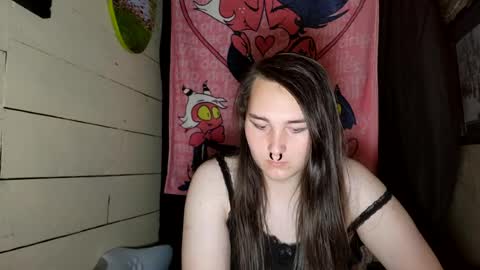 nonbinarybeauty20 online show from July 13, 8:39 am