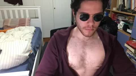 Snapshot of nongay379444 chatting on December 11, 8:28 pm nongay379444 online show from December 11, 8:28 pm