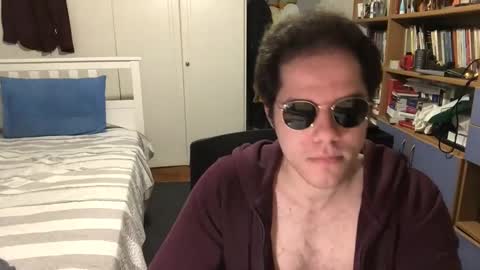 Snapshot of nongay379444 chatting on December 19, 9:28 pm nongay379444 online show from December 19, 9:28 pm