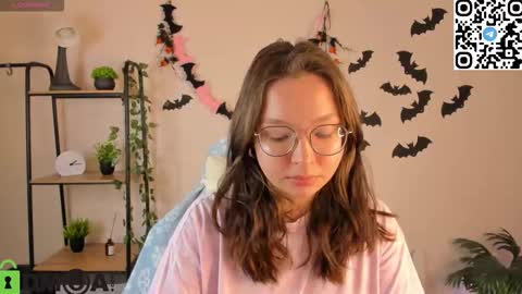 NOORA online show from November 5, 1:05 am