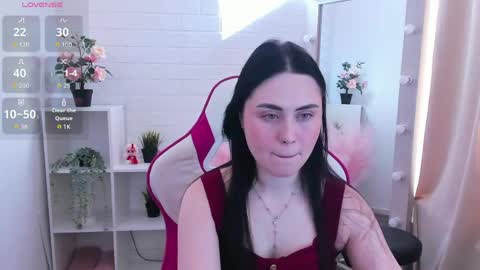 Nora online show from April 22, 5:43 am