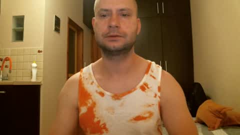 norbertopl87 online show from December 7, 8:05 pm