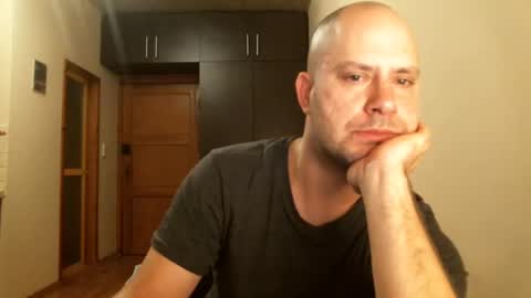 norbertopl87 online show from December 25, 10:16 pm