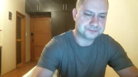 norbertopl87 online show from February 8, 9:04 pm