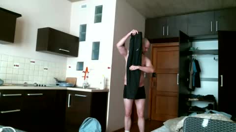 norbertopl87 online show from March 7, 7:52 am