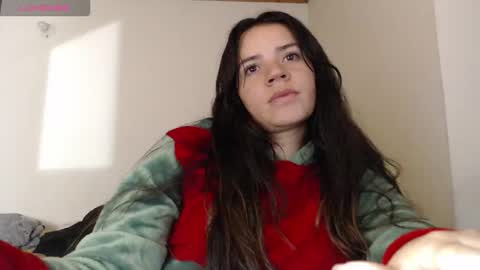 Snapshot of noreen_ chatting on November 18, 3:23 am noreen_ online show from November 18, 3:23 am