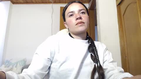 noreen_ online show from February 23, 9:12 pm