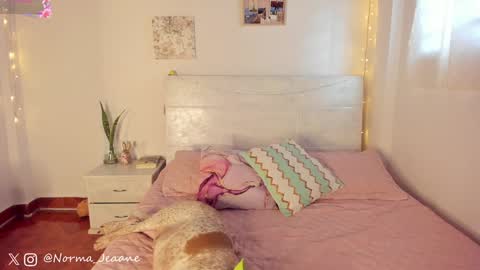 Snapshot of norma_jeaane chatting on January 8, 9:34 pm Norma Jeaane online show from January 8, 9:34 pm