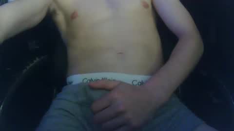 normalcock51093 online show from April 16, 9:15 pm