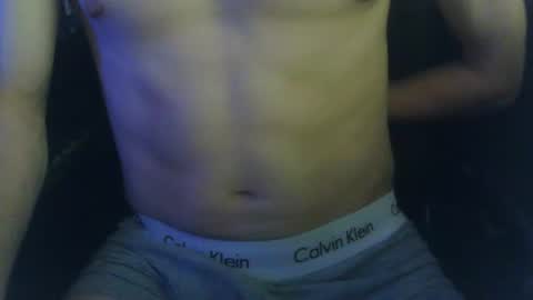 normalcock51093 online show from April 16, 9:39 pm