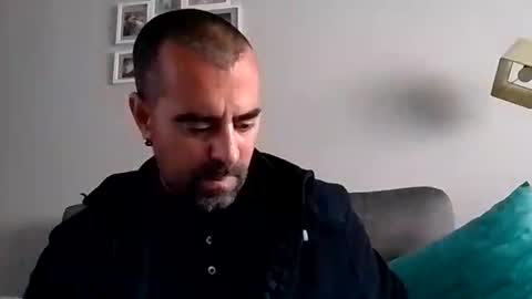 Snapshot of normalito42 chatting on January 31, 3:00 pm NORMALITO online show from January 31, 3:00 pm