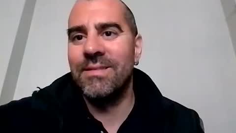 Snapshot of normalito42 chatting on March 5, 12:33 pm NORMALITO online show from March 5, 12:33 pm