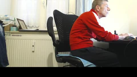 Normuc online show from April 5, 3:09 pm