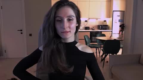 Hazel online show from September 14, 1:43 pm