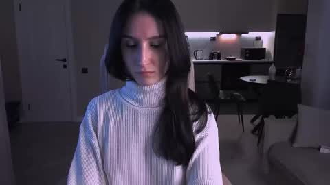 Hazel online show from November 4, 6:18 pm