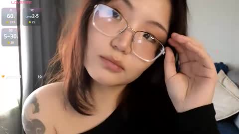 your cute girl 3 online show from January 14, 4:40 am