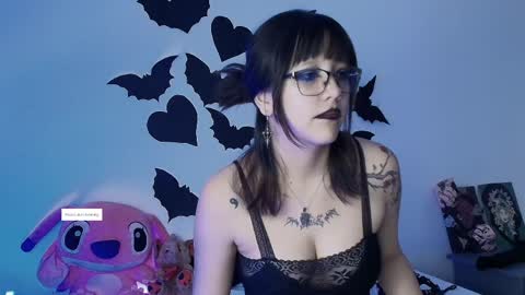 Notre online show from April 9, 12:10 pm