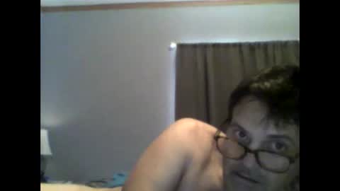 Snapshot of notshyandveryfreindly chatting on February 20, 5:02 pm notshyandveryfreindly online show from February 20, 5:02 pm