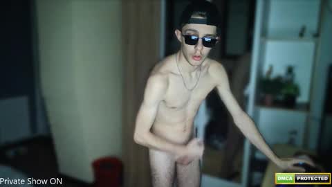 Snapshot of notspace_721128 chatting on September 18, 1:46 pm NotSpace   online show from September 18, 1:46 pm